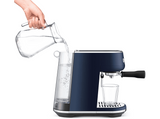 Sage Bambino Damson Blue espresso machine waterreservoir